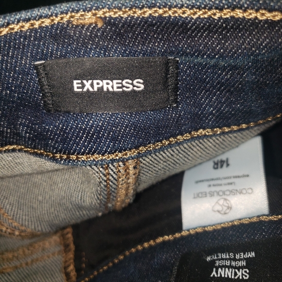 Express High-rise Skinny Jeans - Picture 4 of 4